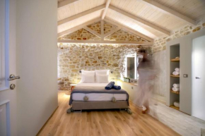Paxos Fairytales Lovenest 1